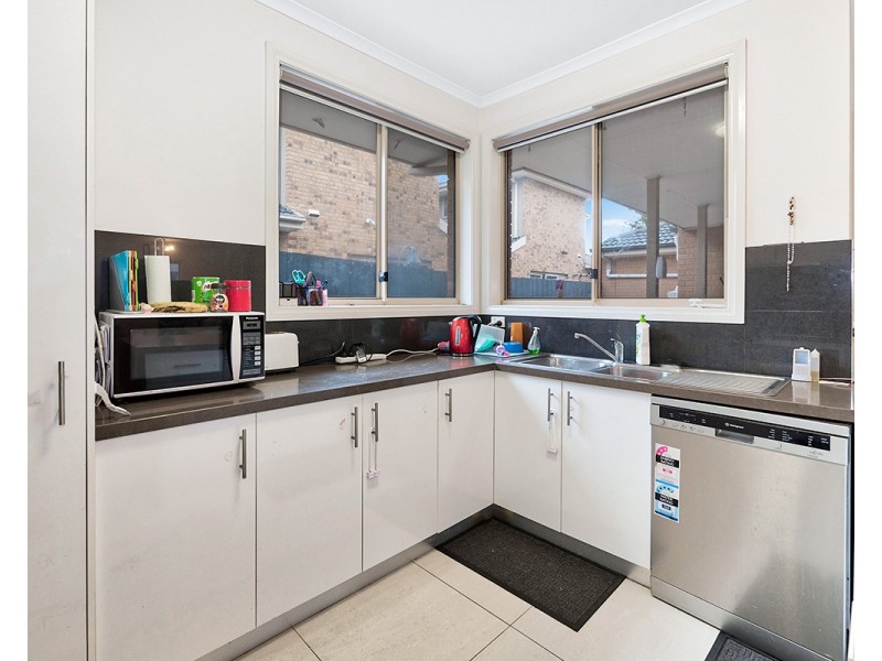 2/19 Robert Street, Dandenong VIC 3175