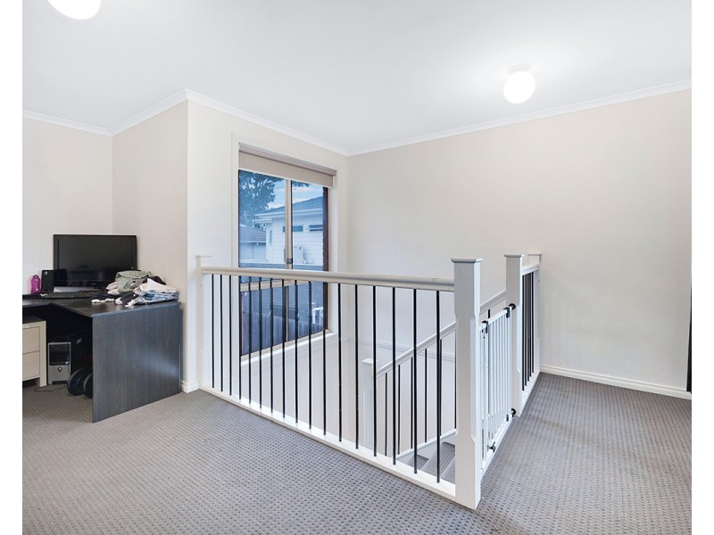 2/19 Robert Street, Dandenong VIC 3175