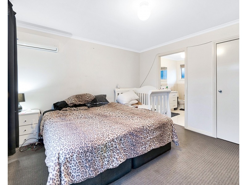 2/19 Robert Street, Dandenong VIC 3175