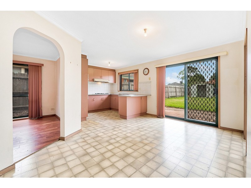 10 Rachel Drive, Cranbourne North VIC 3977