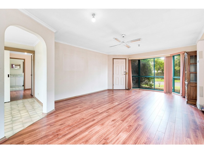 10 Rachel Drive, Cranbourne North VIC 3977