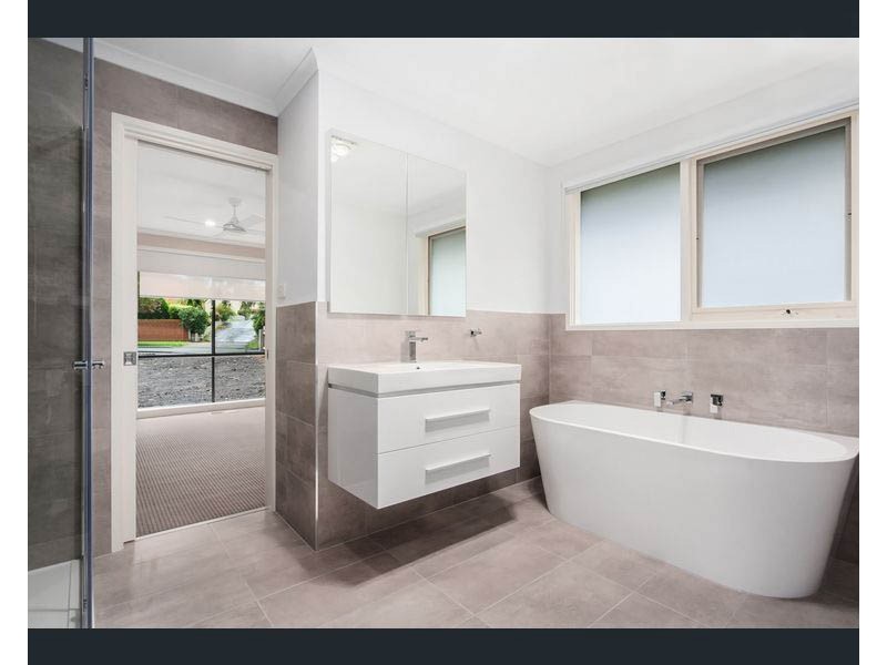 14 Shara Ct, Narre Warren VIC 3805