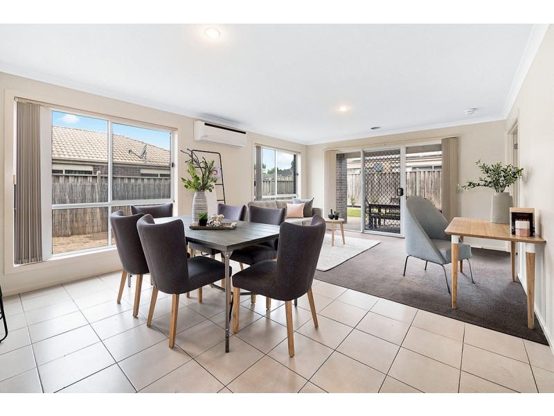 17 Tetrabine Way, Lyndhurst VIC 3975