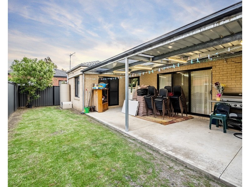 113 Selandra Boulevard, Clyde North VIC 3978