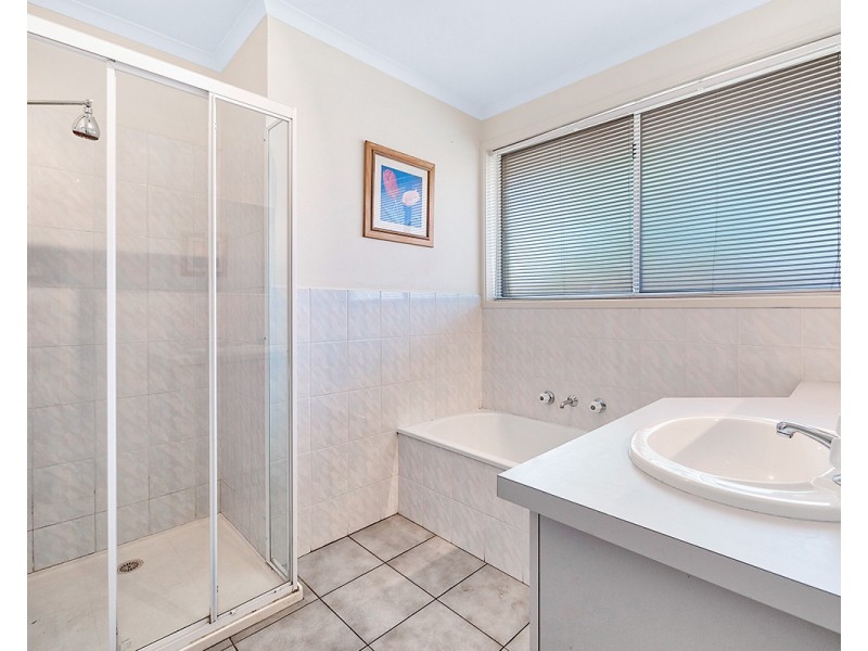 14 Cumquat Court, Cranbourne North VIC 3977