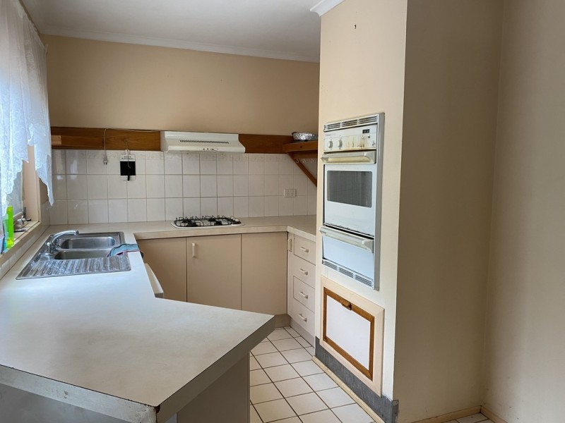 10 Edith Rise, Hampton Park VIC 3976