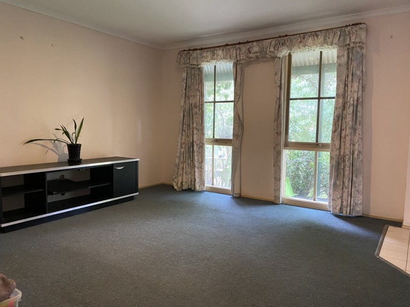 10 Edith Rise, Hampton Park VIC 3976