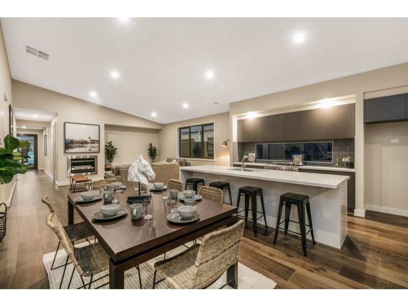 5 Bronte Boulevard, Officer VIC 3809