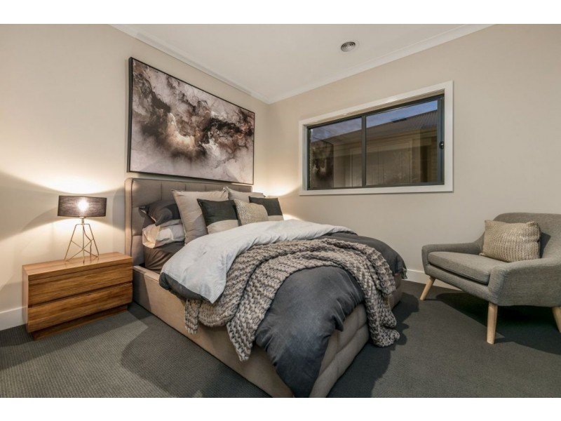 5 Bronte Boulevard, Officer VIC 3809