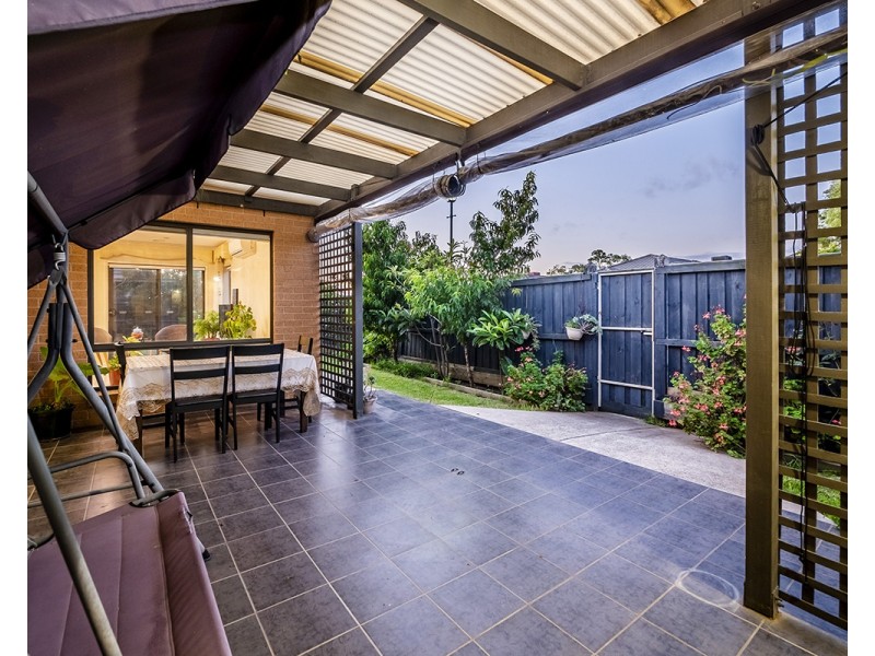 10 Eden Avenue, Skye VIC 3977
