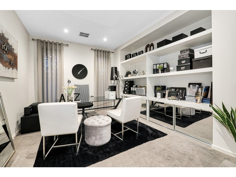 11 Carbine Way, Lyndhurst VIC 3975