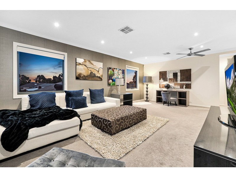 11 Carbine Way, Lyndhurst VIC 3975