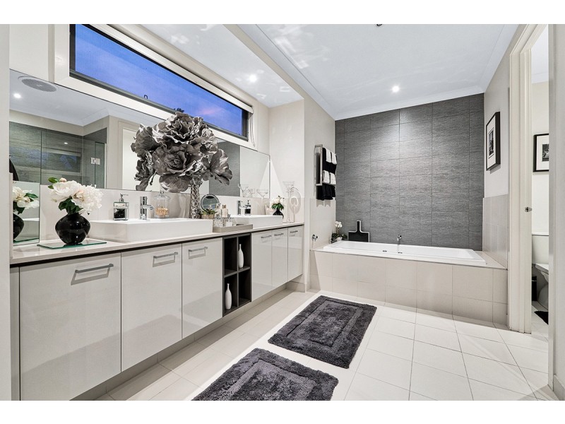 11 Carbine Way, Lyndhurst VIC 3975