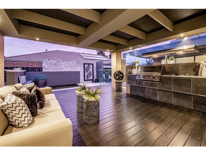 11 Carbine Way, Lyndhurst VIC 3975