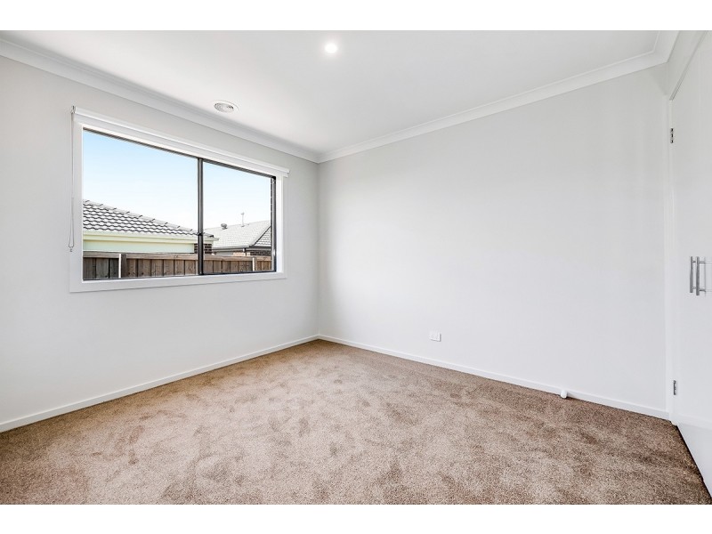 40 Bowler Avenue, Clyde VIC 3978