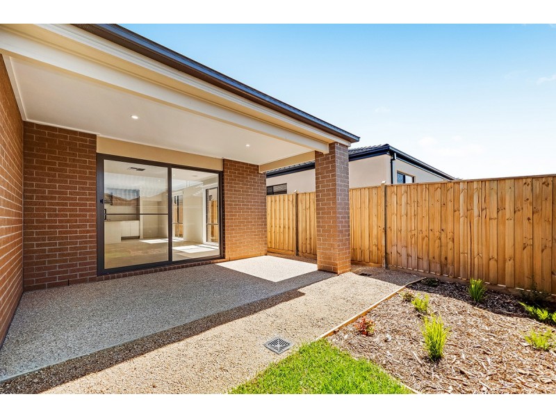 40 Bowler Avenue, Clyde VIC 3978