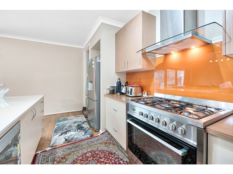 6 Sagan Drive, Cranbourne North VIC 3977