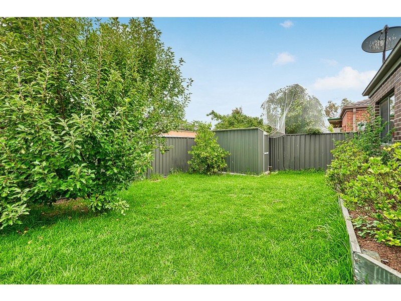 6 Sagan Drive, Cranbourne North VIC 3977