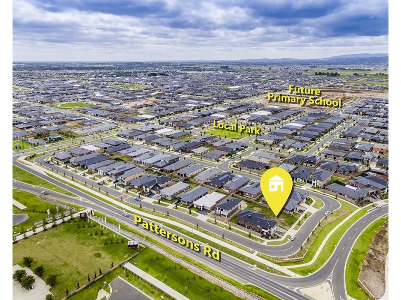 53 (Lot 2043) Grandstand Crescent, Clyde North VIC 3978