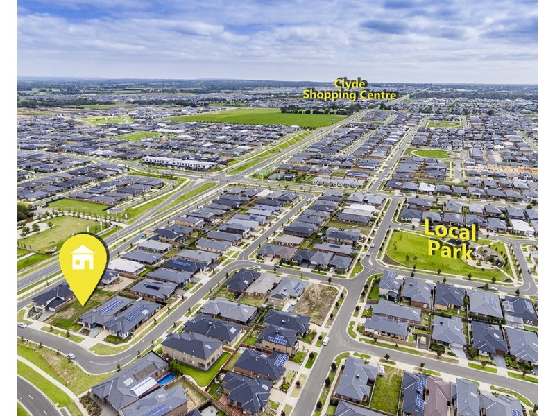 53 (Lot 2043) Grandstand Crescent, Clyde North VIC 3978