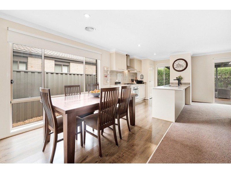 4 Wagner Close, Cranbourne East VIC 3977