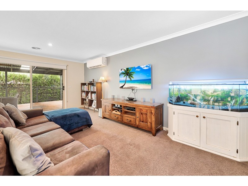 4 Wagner Close, Cranbourne East VIC 3977