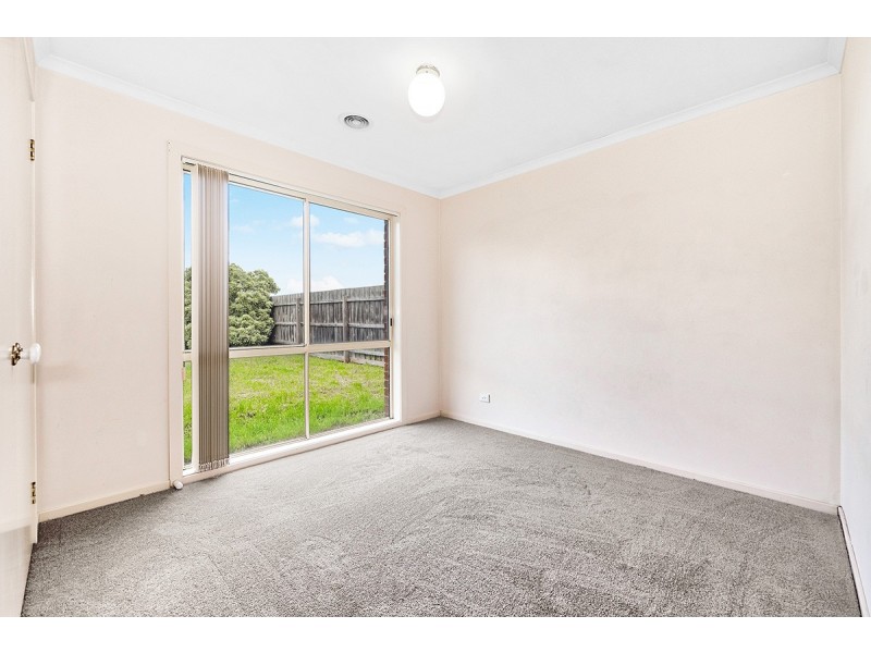 27 Shaftsbury Avenue, Berwick VIC 3806
