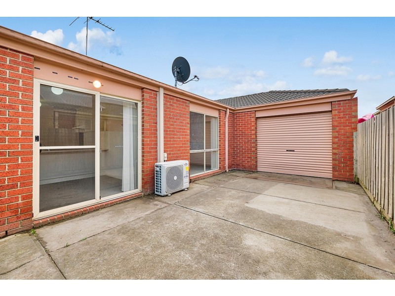 27 Shaftsbury Avenue, Berwick VIC 3806