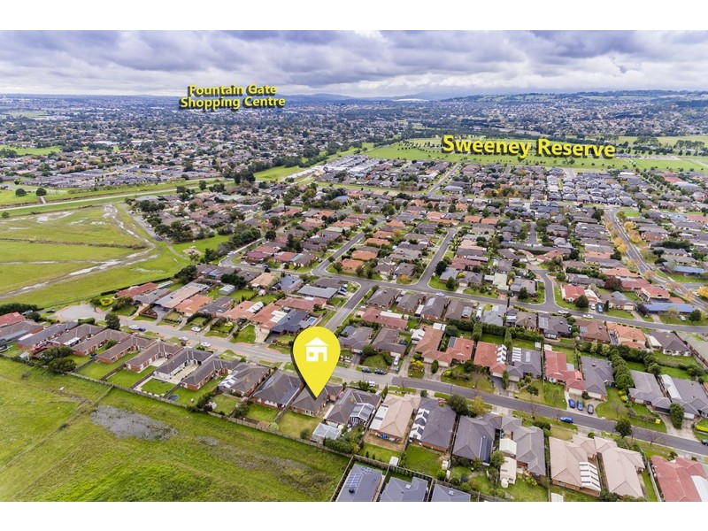 27 Shaftsbury Avenue, Berwick VIC 3806