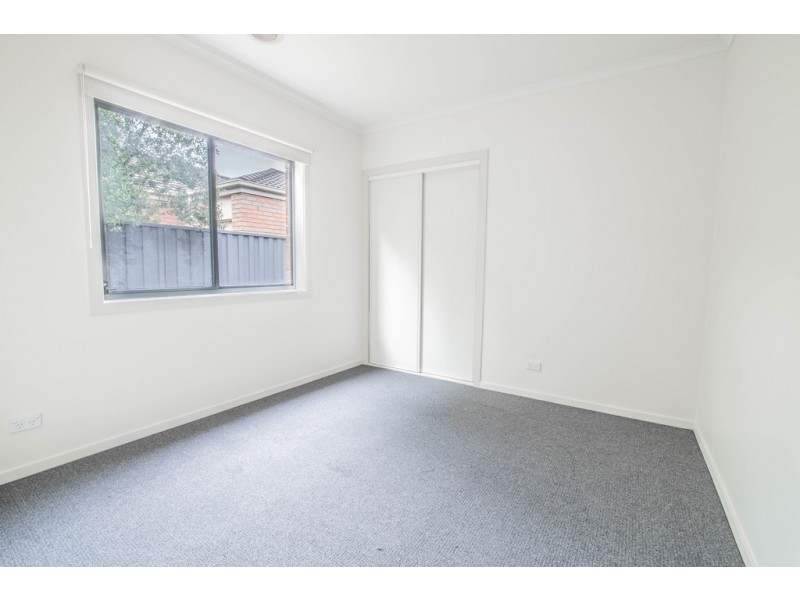 16 Elderberry Way, Pakenham VIC 3810