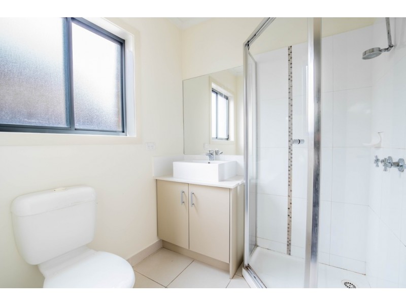 16 Elderberry Way, Pakenham VIC 3810