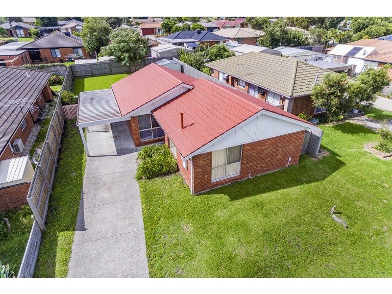 5 Tinara Court, Cranbourne North VIC 3977