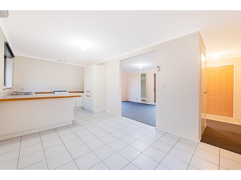 5 Tinara Court, Cranbourne North VIC 3977