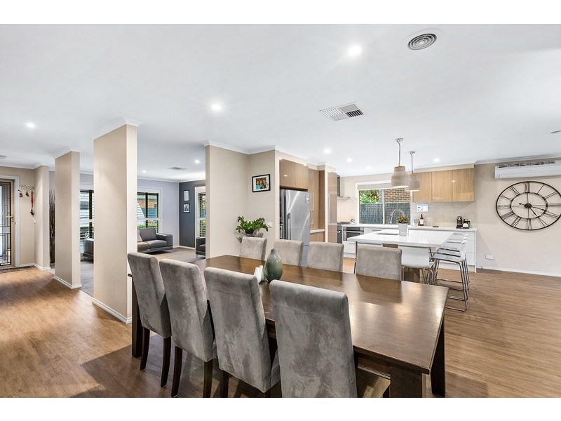 9 Candle Bark Court, Pakenham VIC 3810