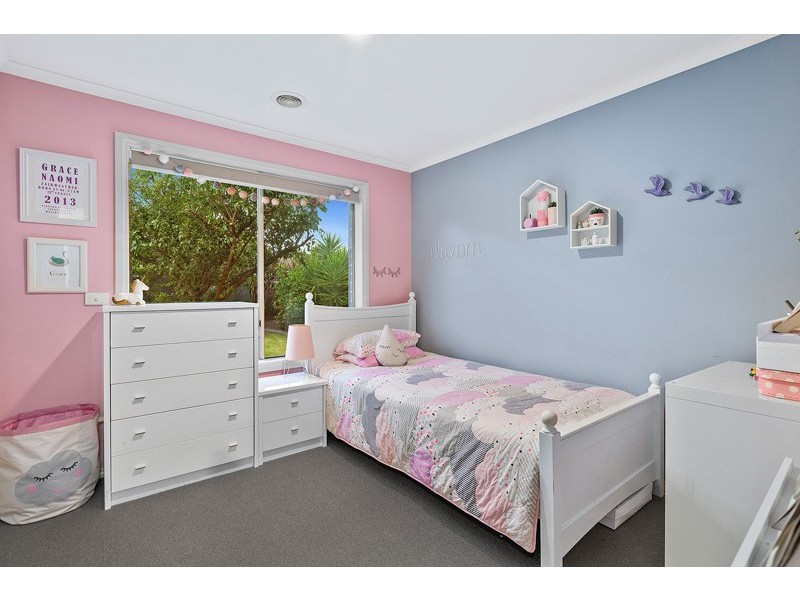 9 Candle Bark Court, Pakenham VIC 3810