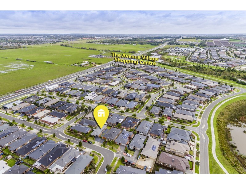 28 Prescott Drive, Cranbourne North VIC 3977