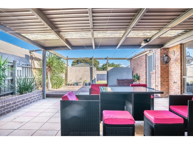 36 Bates Street, Cranbourne West VIC 3977