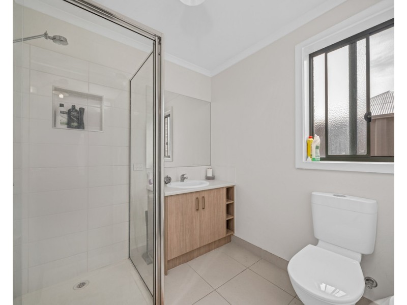 1/38 Gardner Street, Koo Wee Rup VIC 3981