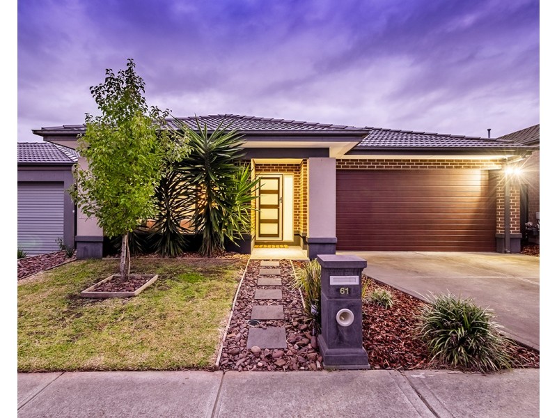 61 Burford Way, Cranbourne North VIC 3977