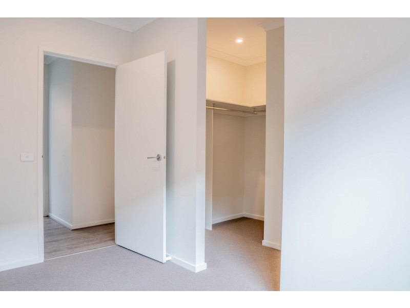 31 Rotary Street, Clyde VIC 3978