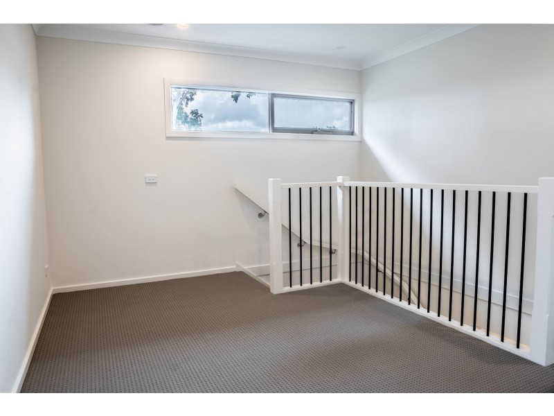 24A Biscay Grove, Lyndhurst VIC 3975