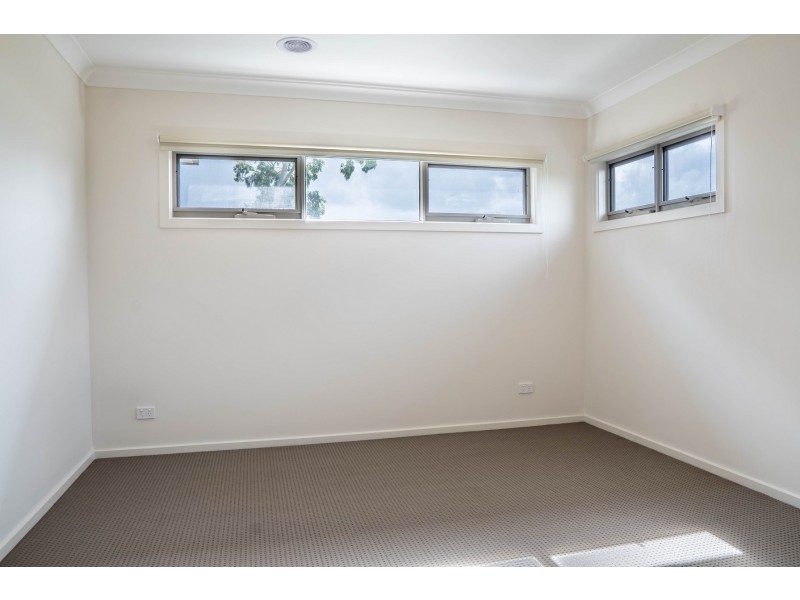 24A Biscay Grove, Lyndhurst VIC 3975