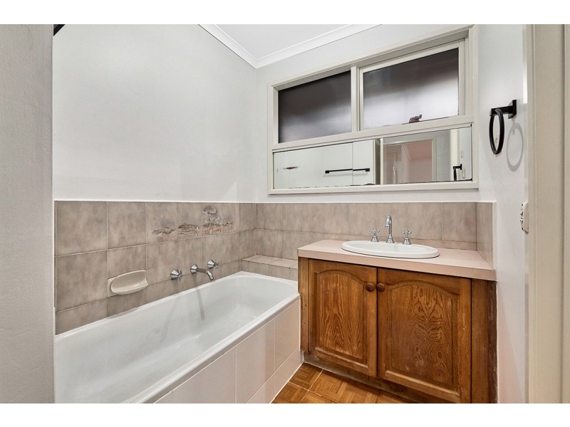 25 Cockatoo Drive, Carrum Downs VIC 3201