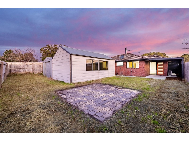 25 Cockatoo Drive, Carrum Downs VIC 3201