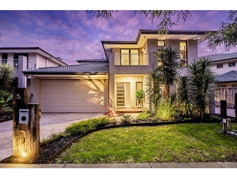 5 Flowering Gum Lane, Sandhurst VIC 3977