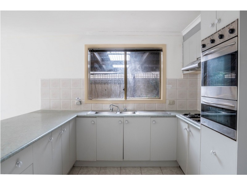 44-46 Josephine Avenue, Cranbourne North VIC 3977