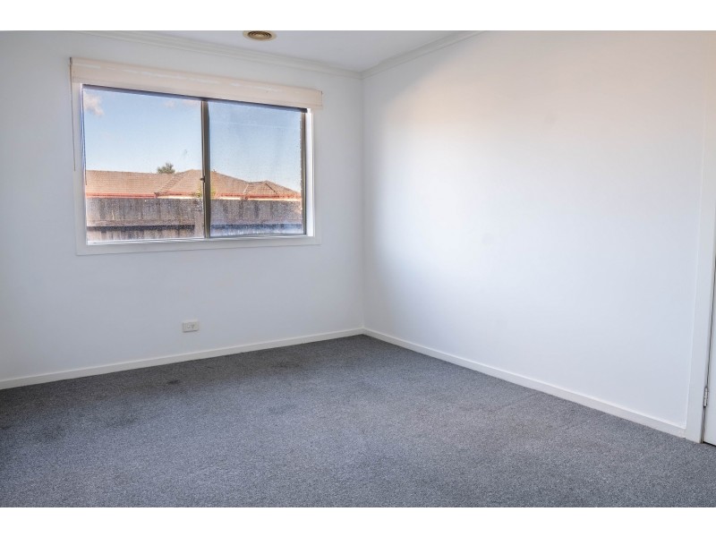 44-46 Josephine Avenue, Cranbourne North VIC 3977