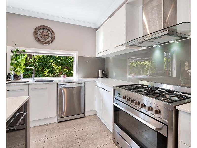 78 Parkhurst Drive, Cranbourne East VIC 3977