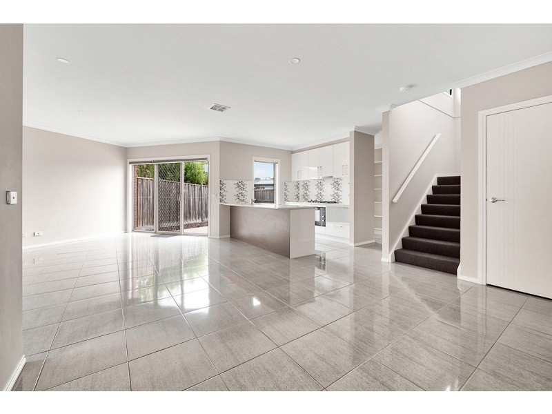 24 Braestar Street, Cranbourne VIC 3977