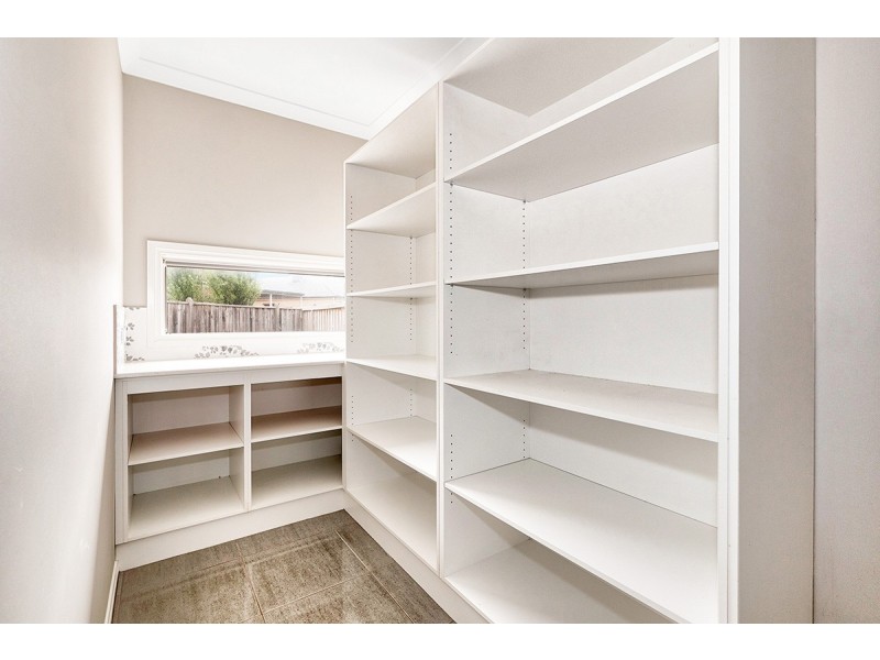 24 Braestar Street, Cranbourne VIC 3977